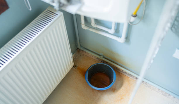 Water damage restoration process in Hollywood Park, TX